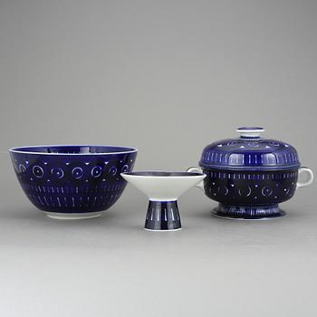 SERVISDELAR, 3 delar, "Valencia" design Ulla Procopé, Arabia 1900-talets senare hälft.