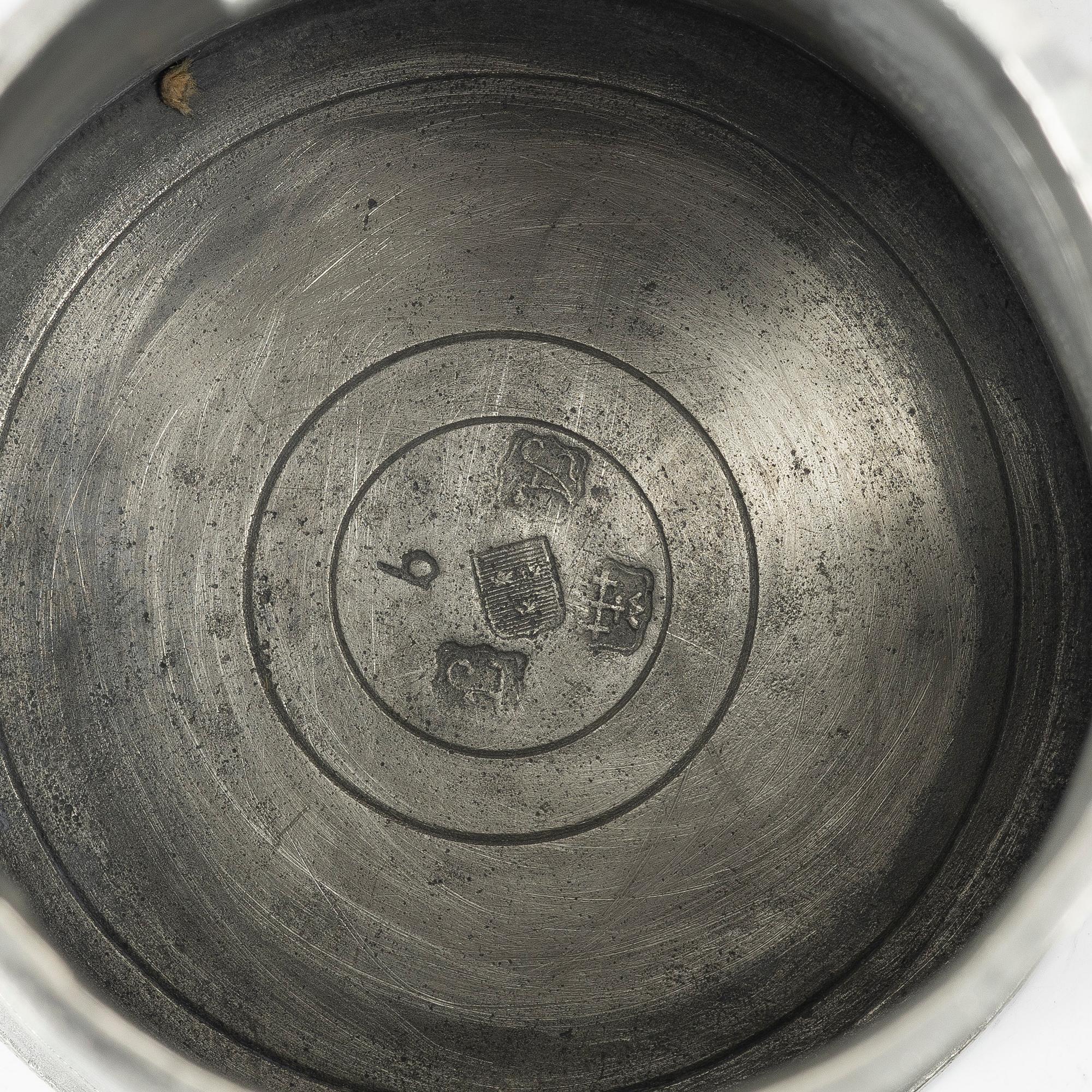 Measuring vessel, by Anders Falk, Köping, 1774.