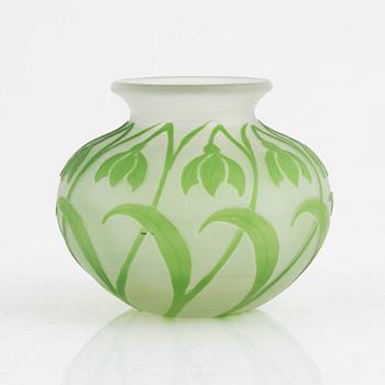 Karl Lindeberg, vase, cased glass, Kosta, Art Nouveau, early 20th century.