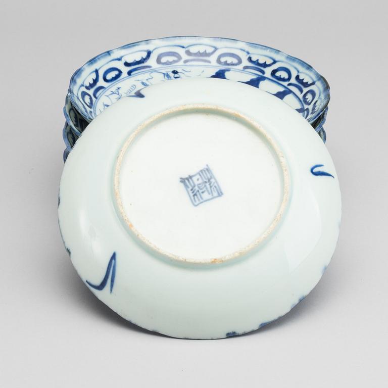6 CHINESE PORCELAIN PLATES 19TH CENTURY.