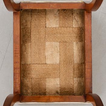 TABURETTER, ett par, Karl Johan, 1800-tal.