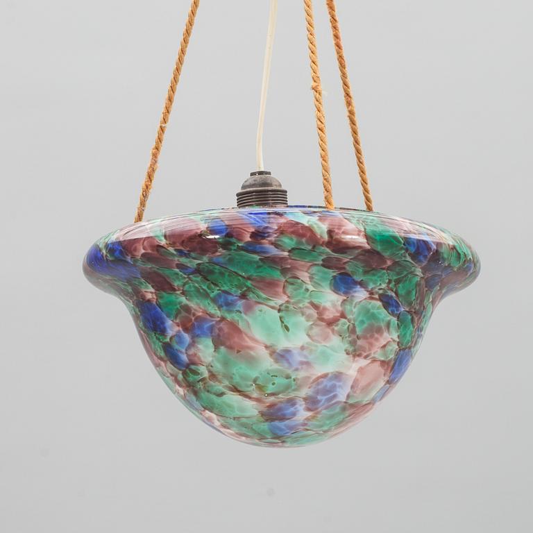 TAKAMPEL, glas, 1900-talets första hälft.
