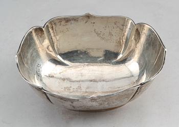 SKÅL, silver, Michelsen, Stockholm 1949. Vikt ca 209 g.