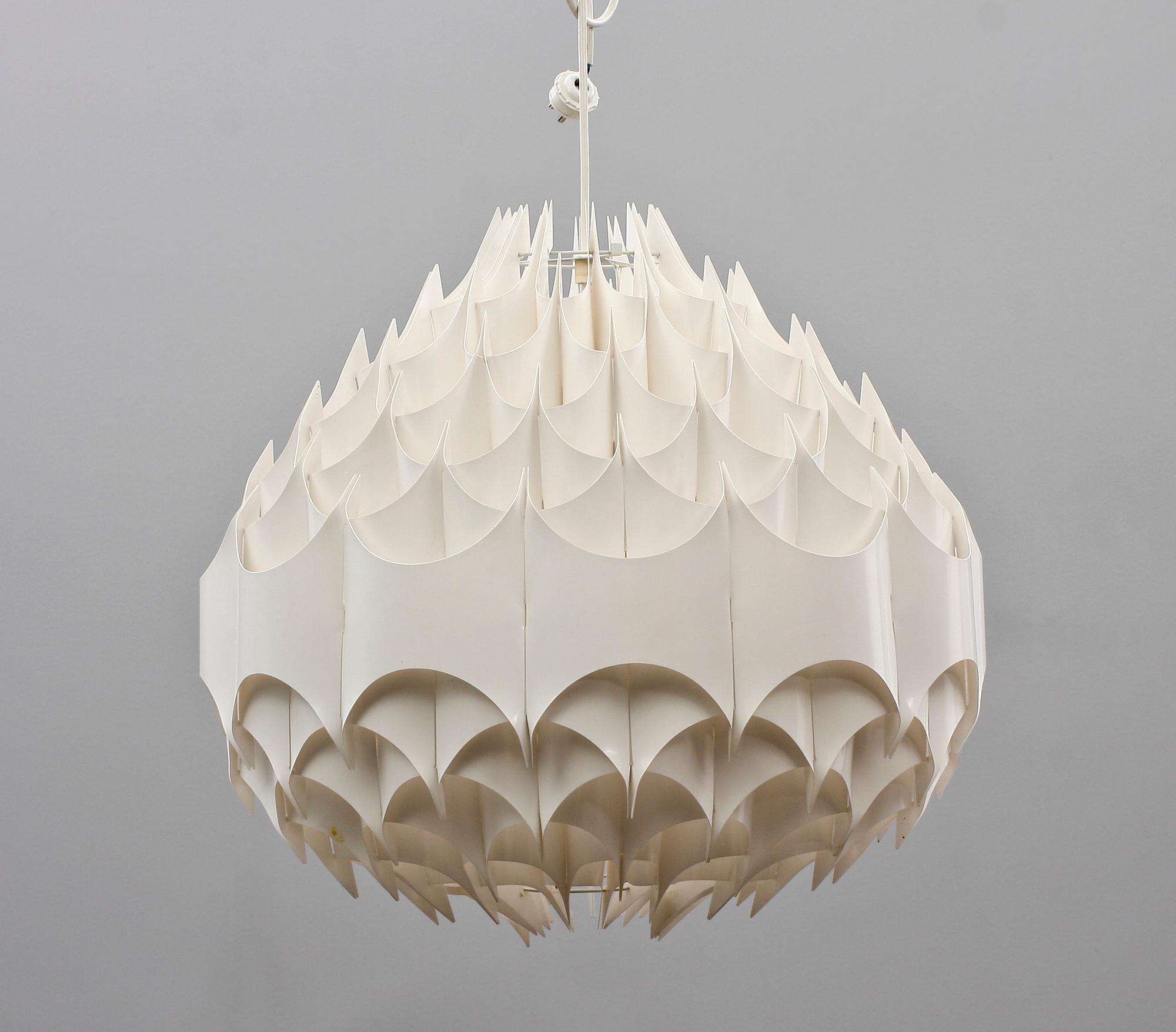 TAKLAMPA, design Havlova Milanda "Pendel rytmic". H 43.