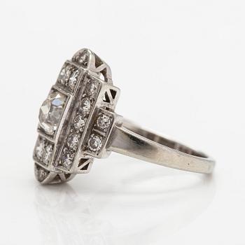 An 18K white gold ring with diamonds ca. 1.00 ct in total. G Dahlgren & co, Malmoe 1947.
