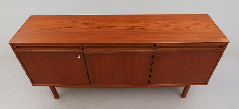 SIDEBOARD, 1900-talets andra hälft.