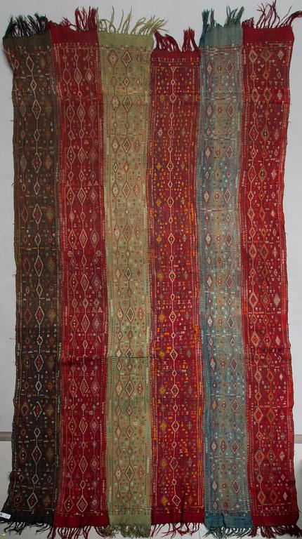 MATTA, antik, Orientalisk, ca 150x450 cm.