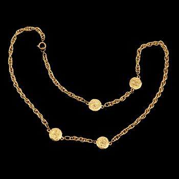 305. A 1980s necklace by Chanel.