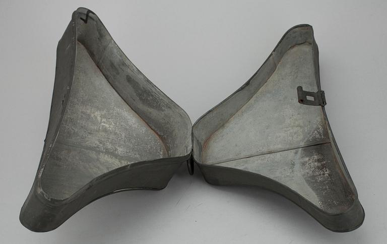 HATTLÅDA för officershatt, plåt, England 1800-tal.