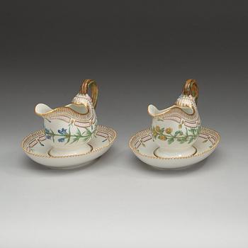 SÅSSNIPOR, ett par, porslin. "Flora Danica", Royal Copenhagen, Danmark, 1900-tal.