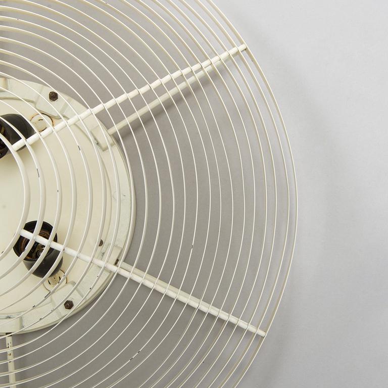 Alvar Aalto, 'A622B' ceiling light for Valaistustyö.