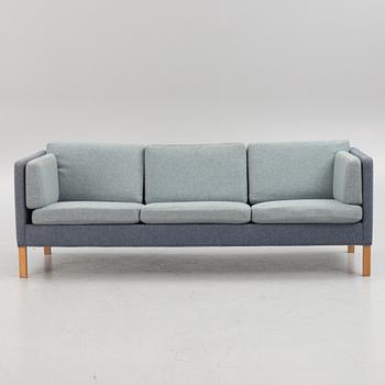 Børge Mogensen, a model 2443-39 sofa, Fredericia Stolefabrik, Denmarl, 1980's.