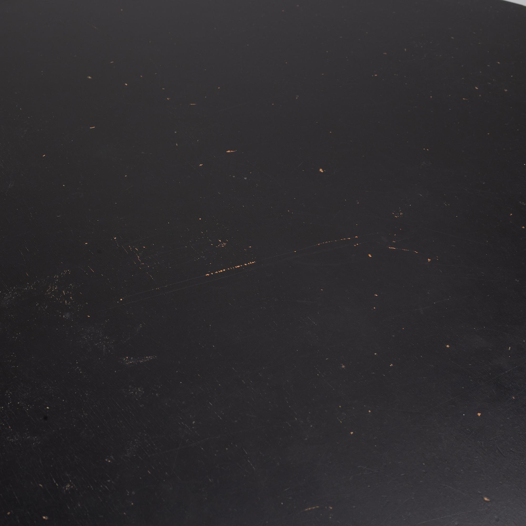 Arne Jacobsen, dining table, model 3600, Fritz Hansen, Denmark.