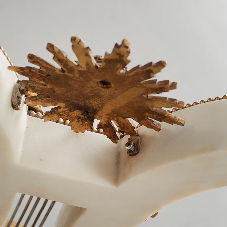 A table clock, dial marked "Gilles l'Ainé Paris", made around year 1900.