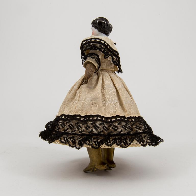 A Martin & Runyon autoperipatetikos walking doll, USA, 1860s.