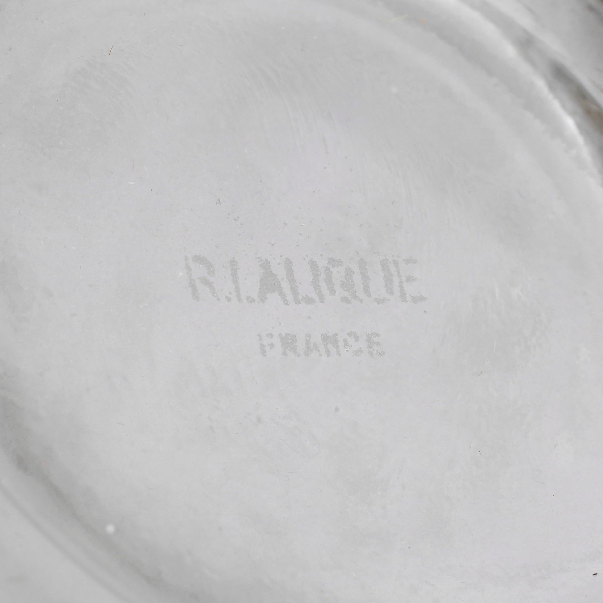 VAS, glas, "Chardon", signerad R Lalique, 1900-talets första hälft.