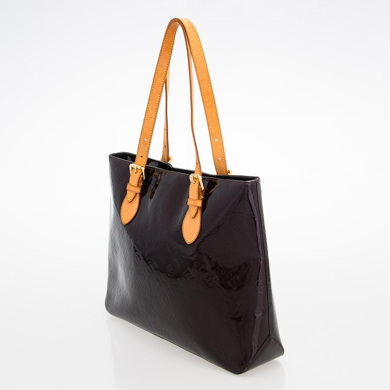 Louis Vuitton, 'Brentwood' bag.