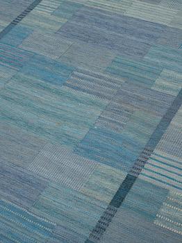 Marianne Richter, A CARPET, "Fasad blå", flat weave, ca 305 x 190 cm, signed AB MMF MR.