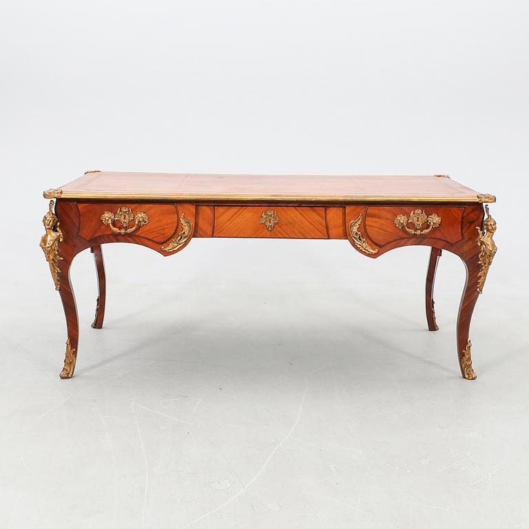 Skrivbord, Louis XV-stil 1900-talets första hälft.