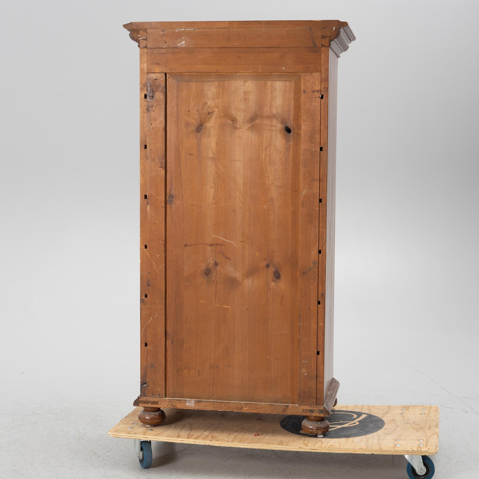 Gentleman's bureau, neo-Renaissance, circa 1900.