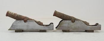 MODELLKANONER, ett par, 1800-tal.