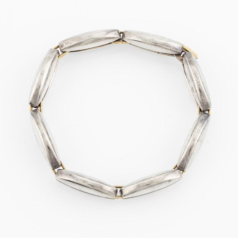 Regitze Overgaard, bracelet in silver and 18K gold no. 409 for Georg Jensen, Denmark.