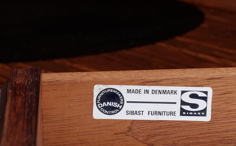 ARNE VODDER, sideboard, Sibast, Danmark 1960-tal.