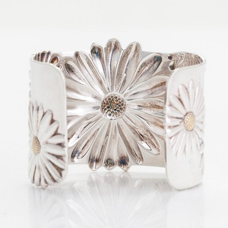 Tiffany & Co, a sterling silver 'Daisy Cuff' bracelet.