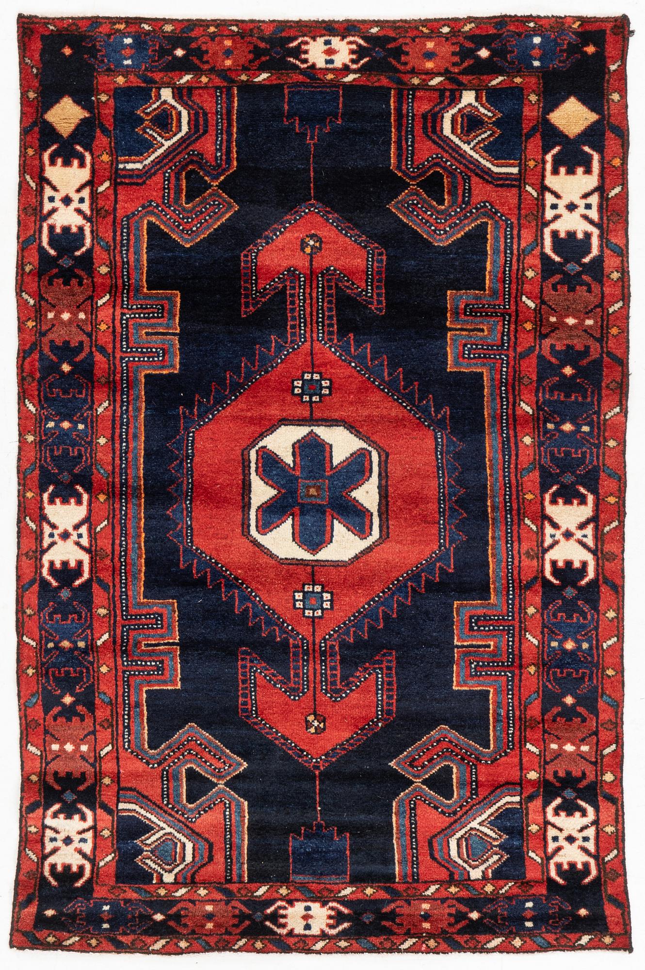 Matta, Old Hamadan, ca 158 x 103.