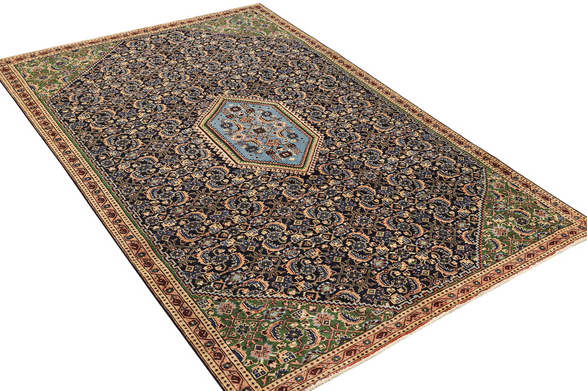 Matta, Ardebil, ca. 288 x 181 cm.