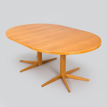 Olof Ottelin, ruokapöytä, "Rondo", Keravan Puusepäntehdas, Stockmann, 1970/80-luku.