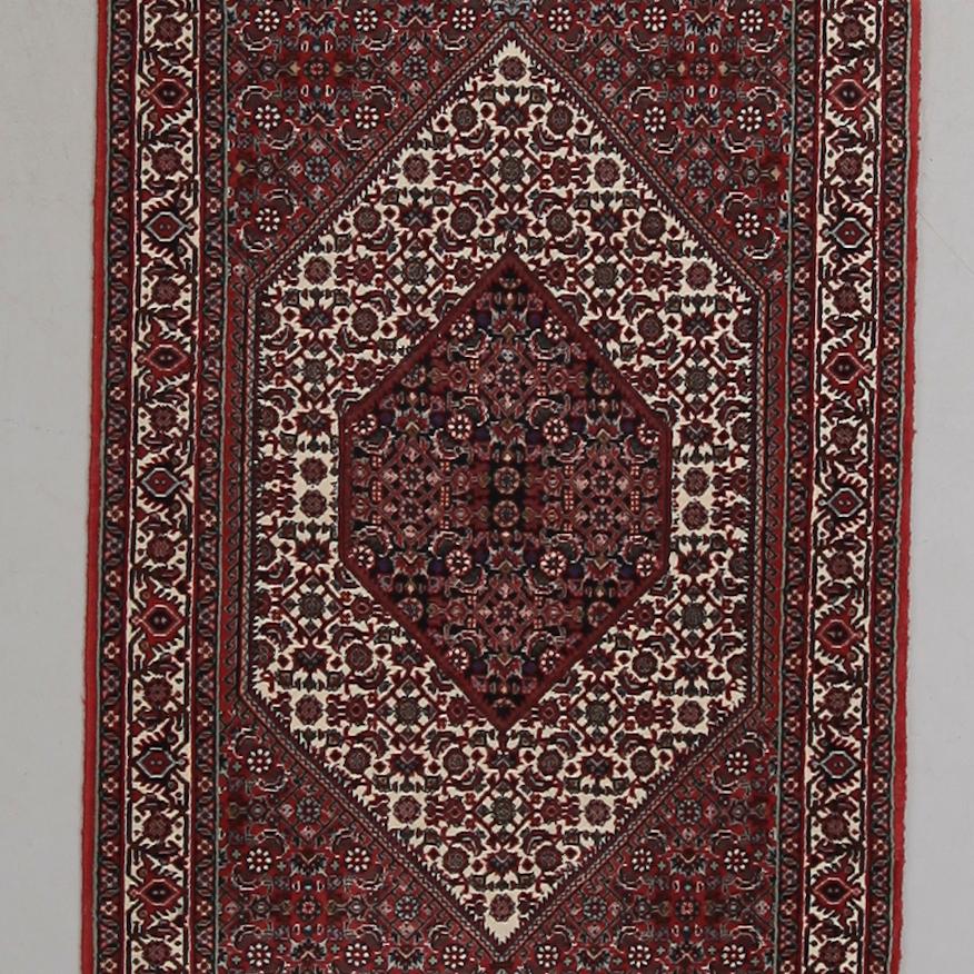 MATTA, Bidjar, ca 332 x 82 cm.