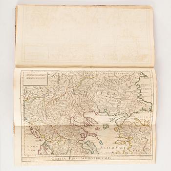 Atlas with 32 engraved maps.