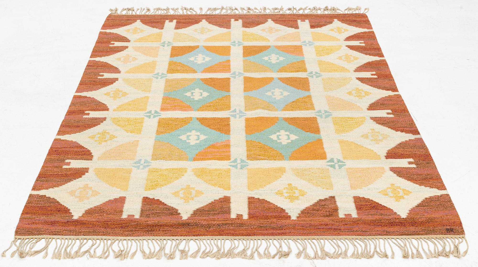 A flatweave by Britta Rendahl Ljusterdal, ca 235 x 165 cm.