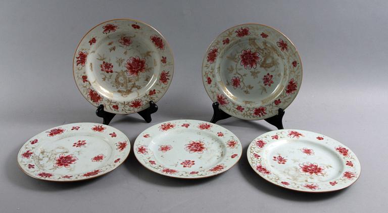 TALLRIKAR, 3+2, porslin. Kina 1700-tal.