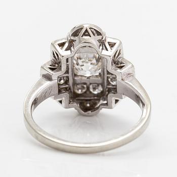 An 18K white gold ring with diamonds ca. 1.00 ct in total. G Dahlgren & co, Malmoe 1947.