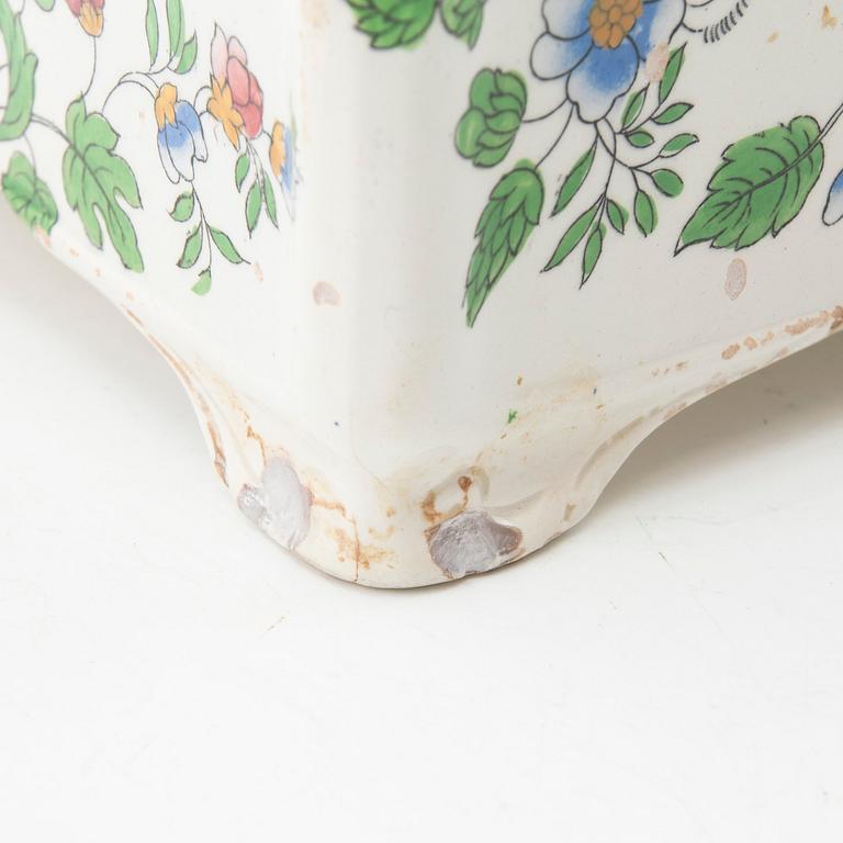 Dinner service with a plate model no. 537 Copeland & Garrett England circa 1900 porcelain.