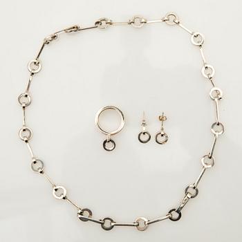 Efva Attling, necklace, ring, a pair of earrings, "Ring Chain", sterling silver.