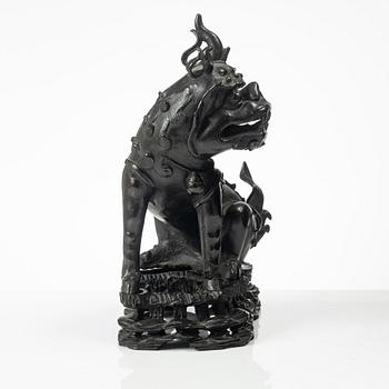 Figurin, Qilin, brons, Kina, sen Qingdynasti/1900-talets första hälft.
