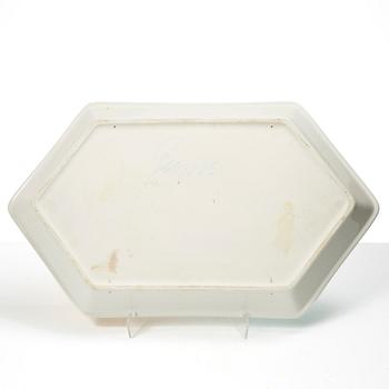 Margareta Hennix, A porcelain tray.