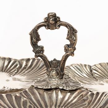 Tredelat serveringsfat, silver, 1900-tal.