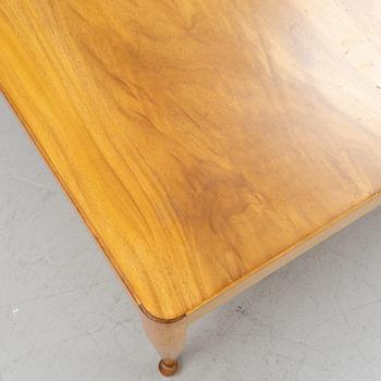 Josef Frank, a 'Diplomat' veneered coffee table, Firma Svenskt Tenn, prior to 1985.