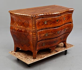 BYRÅ, rokoko, 1700-talets andra hälft.