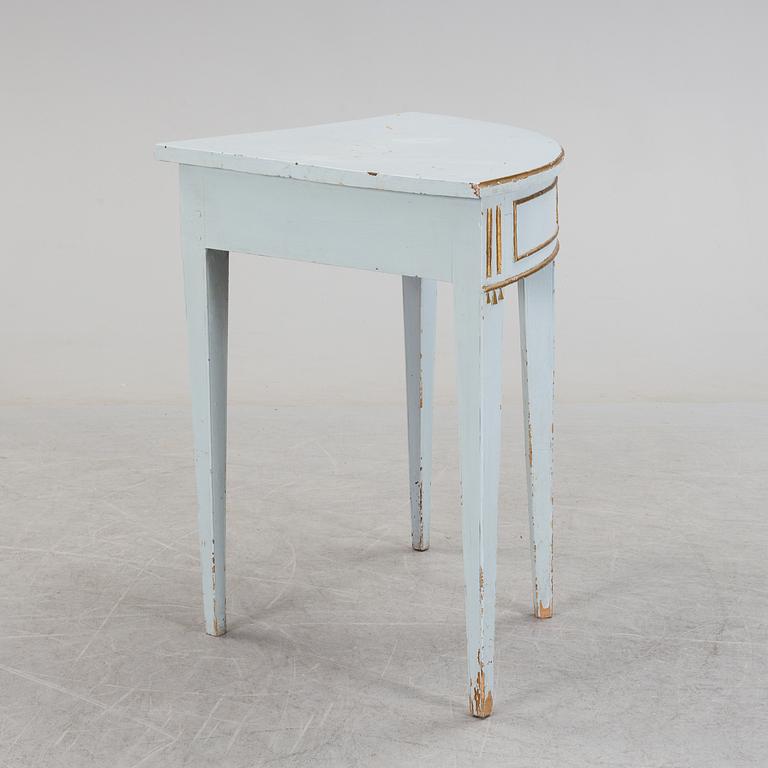 A gustavian table, first half of the 19th century.
