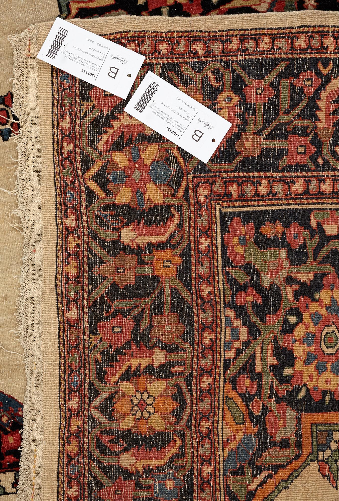 A rug, antique West Persian, possibly Feraghan/Malajir, ca 197,5 x 129,5-131 cm.