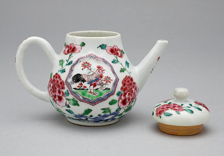 TEKANNA, porslin, Yongzheng/Qianlong Kina 1700-tal.
