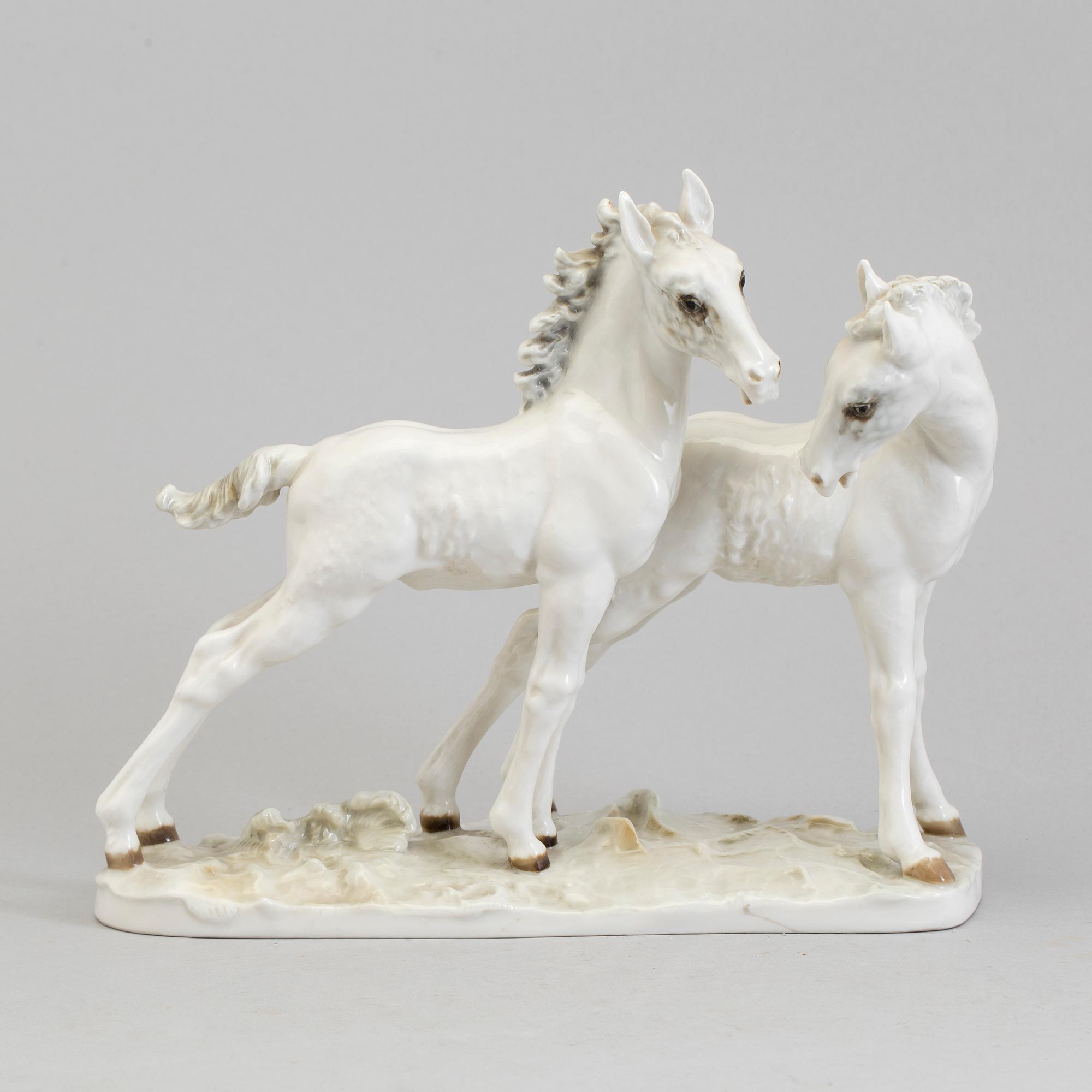 KARL TUTTER, a horse figure group from Hutschenreuther, Germany.