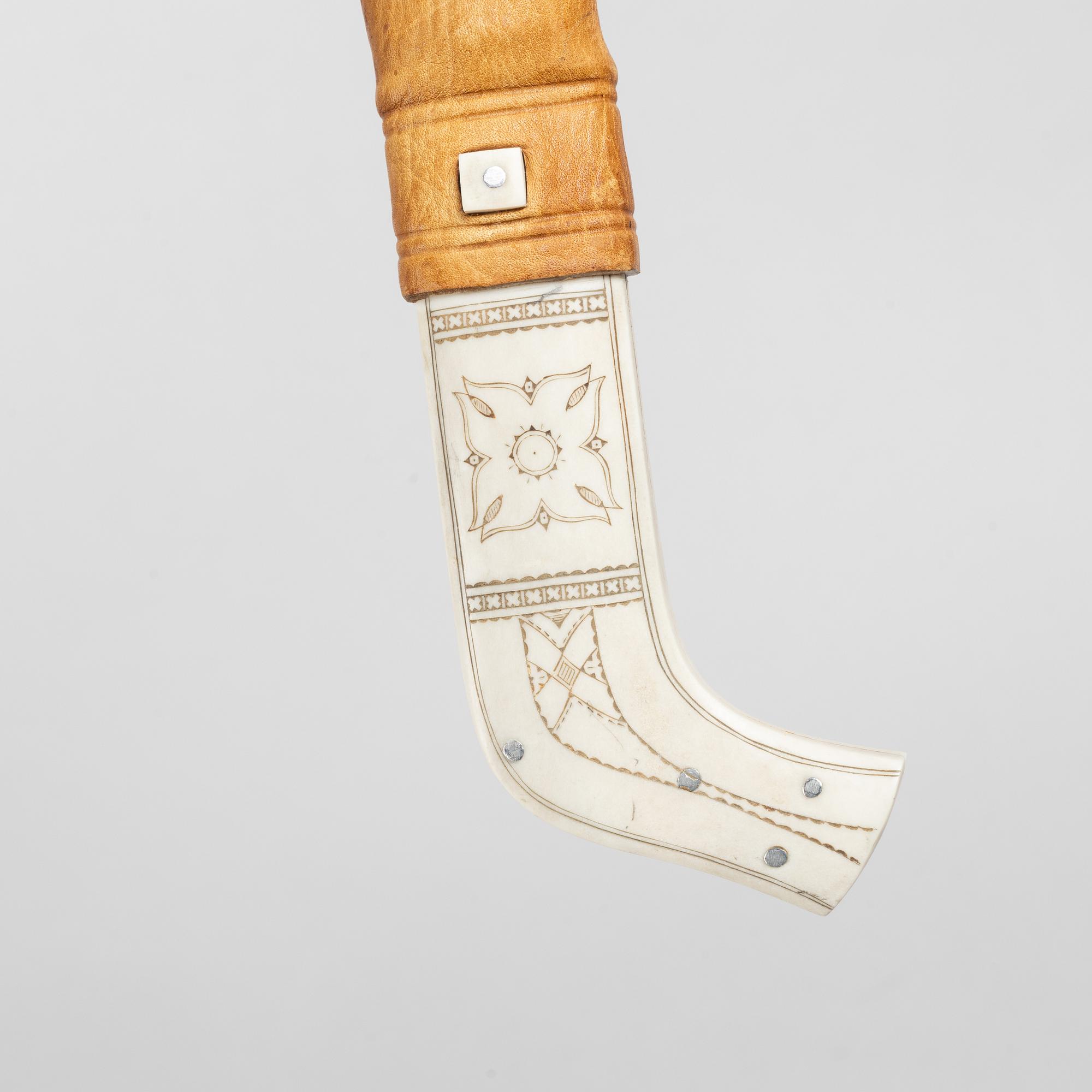 Nikolaus Fankki, a reindeer horn knife, signed and dated. 1971.