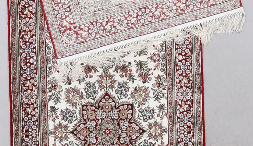 MATTA, orientalisk, ca 312 x 78 cm.