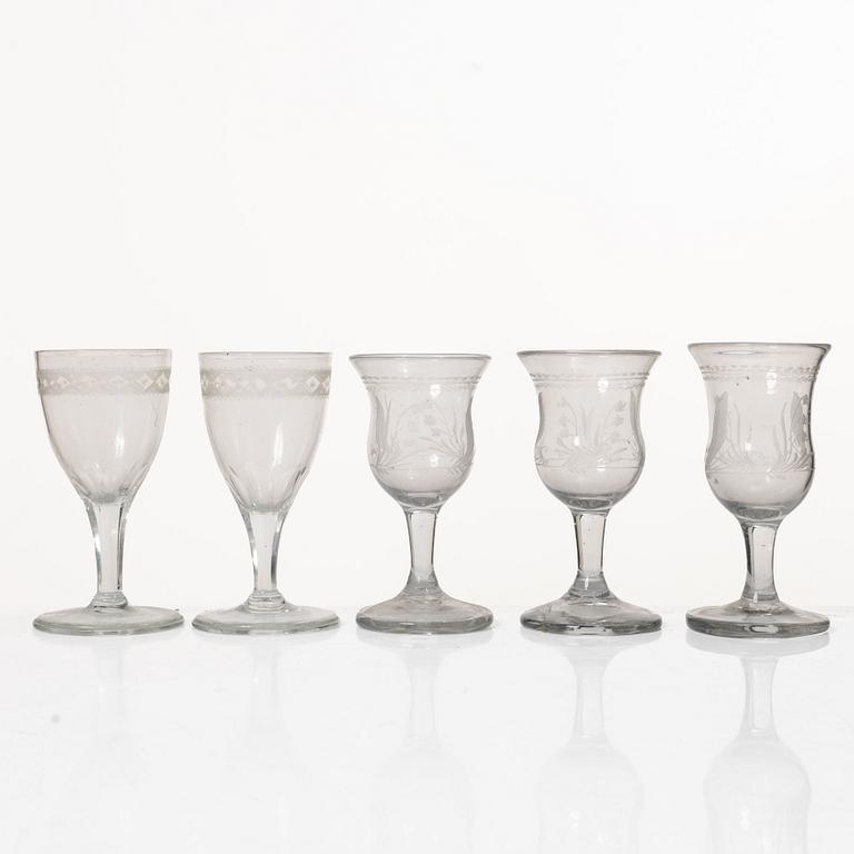 18 wine glasses, 19th century.